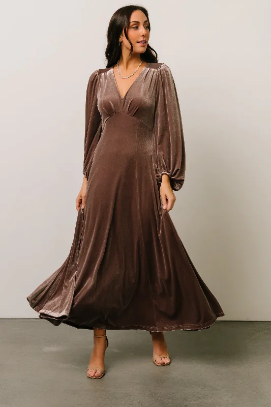 Adelita Velvet Maxi Dress | Mink