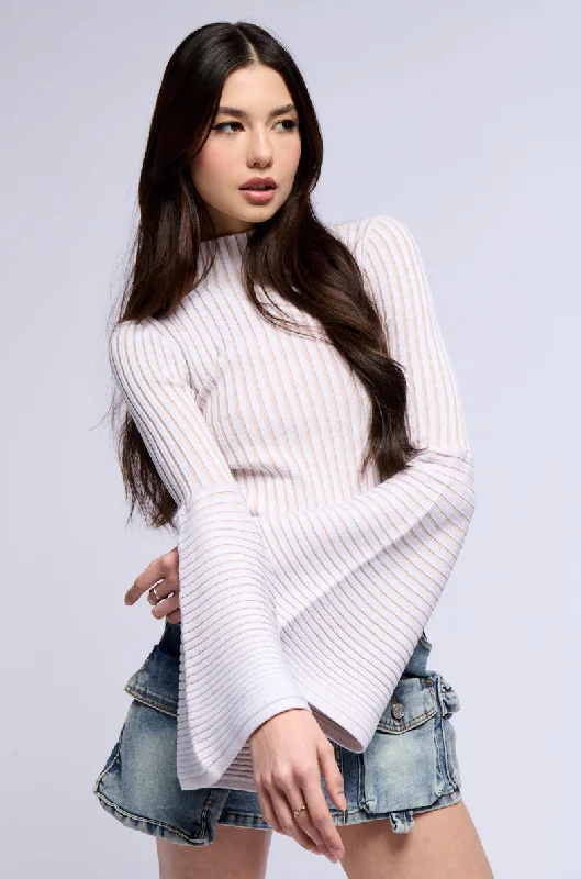 CASUAL BRUNCH BELL SLEEVE MOCK NECK SWEATER