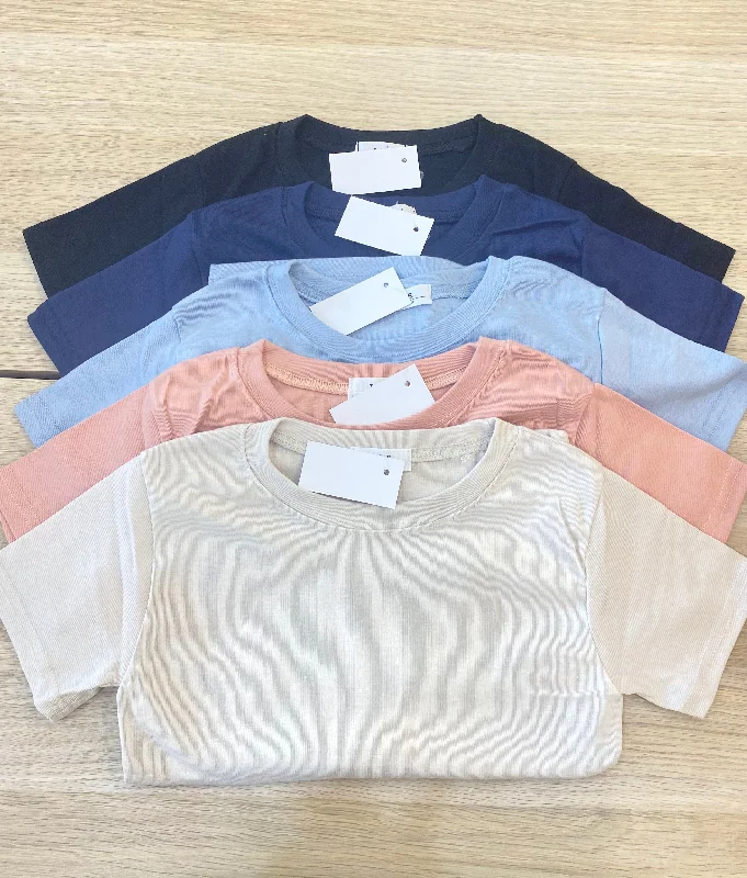 Daily simple tops