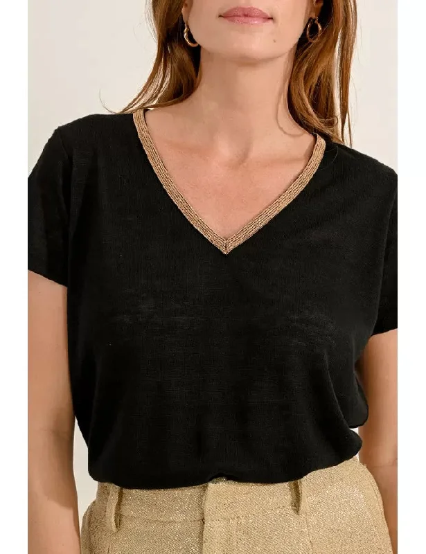 Gold trim v neck tee