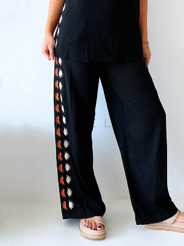 Lost in Lunar / Ezra Pant