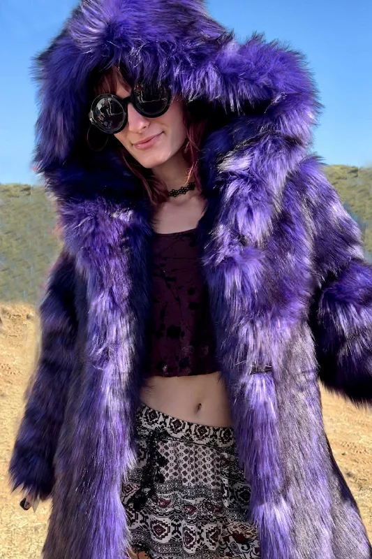 Women's Short Playa Coat in ""Purple Wolf""