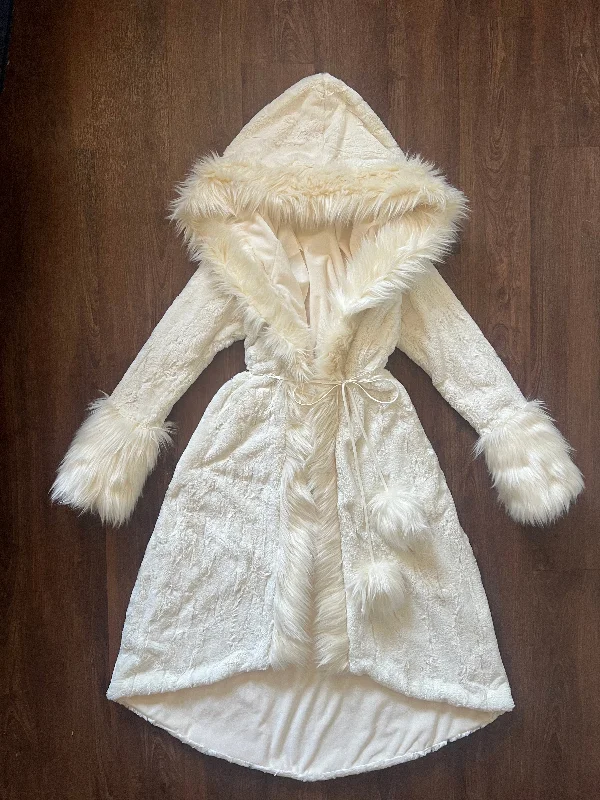 Women's Temptress Coat in ""White Raven""